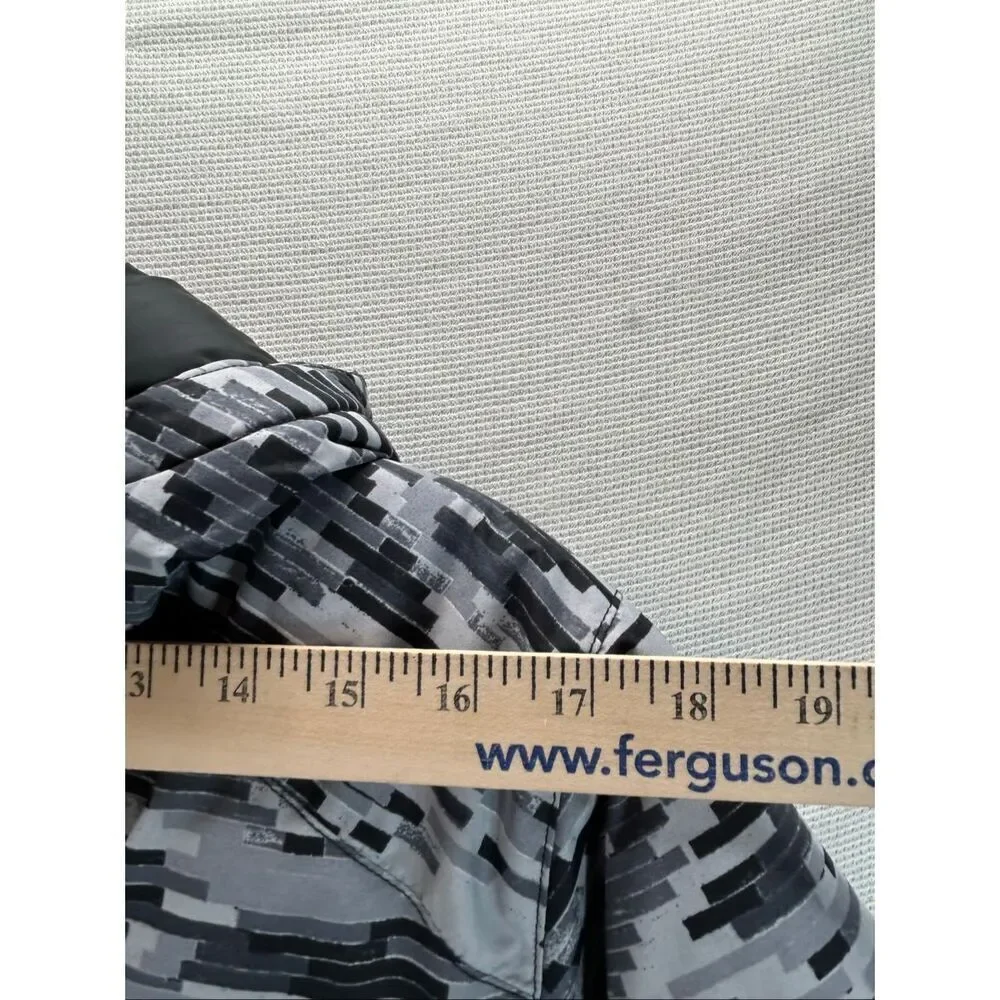 Columbia Youth L Insulated Jacket Gray Black Digital Camo Hooded Puffer Coat